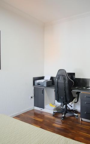 Casa à venda com 280m², 4 quartos e 5 vagasSuíte 1