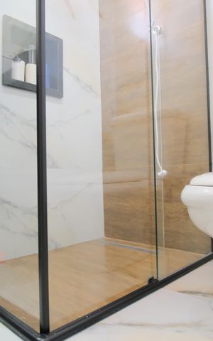 Casa à venda com 280m², 4 quartos e 5 vagasBanheiro da Suíte 2
