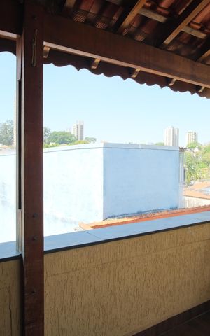 Casa à venda com 280m², 4 quartos e 5 vagasVaranda da Suíte 1