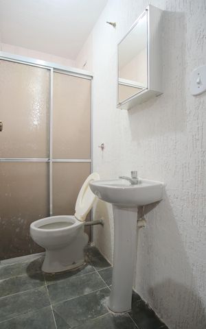 Casa à venda com 280m², 4 quartos e 5 vagasBanheiro de serviço 2