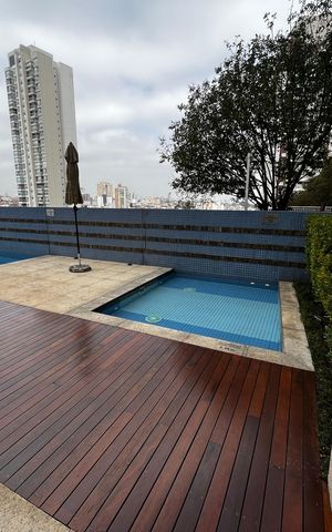 Apartamento à venda com 122m², 4 quartos e 2 vagasÁrea comum - Piscina