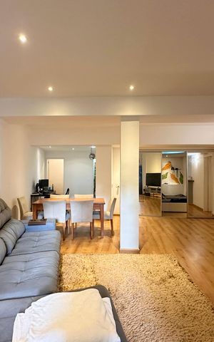 Apartamento para alugar com 129m², 2 quartos e sem vaga Apartamento para alugar com 129m², 2 quartos e sem vagaSala