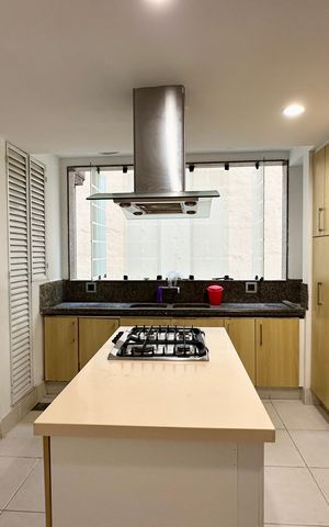 Apartamento para alugar com 129m², 2 quartos e sem vaga Apartamento para alugar com 129m², 2 quartos e sem vagaCozinha