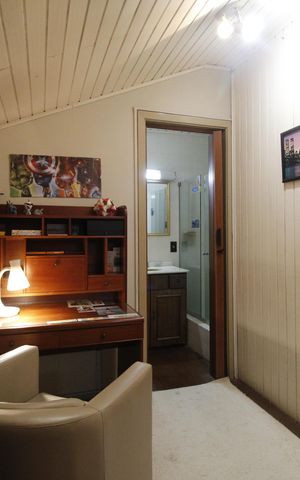 Casa à venda com 550m², 5 quartos e 3 vagasSuíte 1