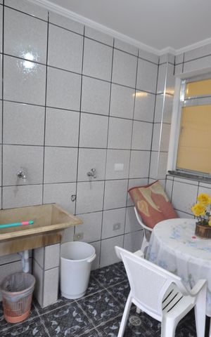 Casa para alugar com 350m², 4 quartos e 3 vagasÁrea de serviço 2