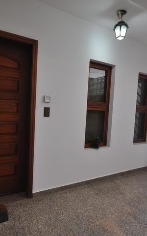 Casa para alugar com 350m², 4 quartos e 3 vagasHall de entrada