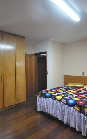 Casa para alugar com 350m², 4 quartos e 3 vagasSuíte 1
