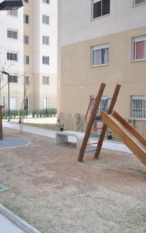 Apartamento para alugar com 32m², 2 quartos e sem vagaÁrea comum - Playground