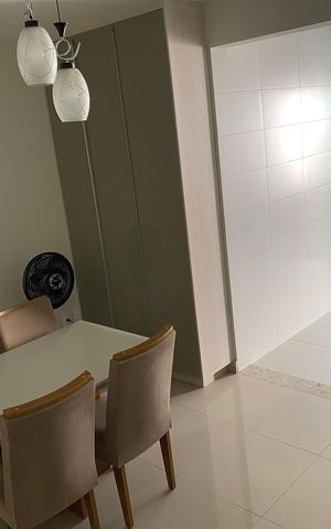 Casa à venda com 119m², 2 quartos e 2 vagasSala