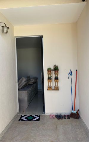 Casa à venda com 119m², 2 quartos e 2 vagasEntrada
