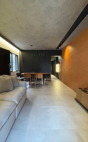 Casa à venda com 140m², 3 quartos e 2 vagas Casa à venda com 140m², 3 quartos e 2 vagasSala