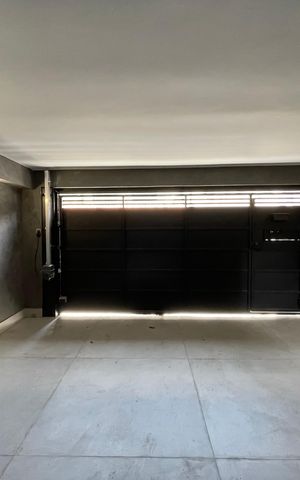 Casa à venda com 140m², 3 quartos e 2 vagas Casa à venda com 140m², 3 quartos e 2 vagasGaragem