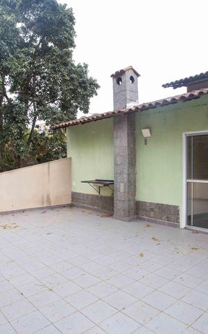 Casa para alugar com 355m², 5 quartos e 4 vagasVaranda