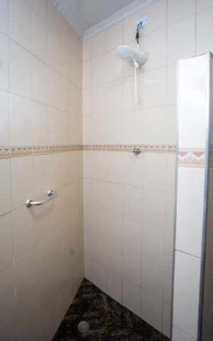 Casa para alugar com 355m², 5 quartos e 4 vagasBanheiro 1