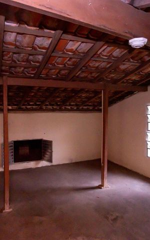 Casa para alugar com 355m², 5 quartos e 4 vagasPorão