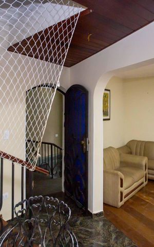 Casa para alugar com 355m², 5 quartos e 4 vagasHall