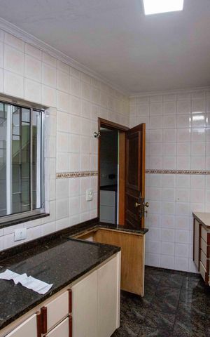 Casa para alugar com 355m², 5 quartos e 4 vagasCozinha