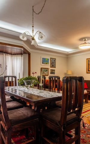 Apartamento à venda com 114m², 3 quartos e 2 vagas Apartamento à venda com 114m², 3 quartos e 2 vagasSala