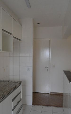 Apartamento para alugar com 77m², 3 quartos e 2 vagasCozinha