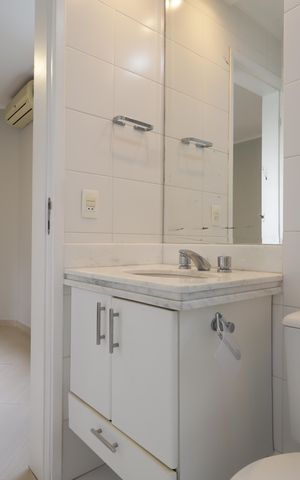 Apartamento para alugar com 114m², 3 quartos e 3 vagasBanheiro da Suíte 1