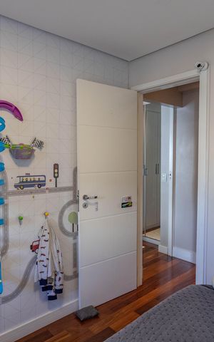 Apartamento à venda com 81m², 3 quartos e 2 vagasQuarto 1