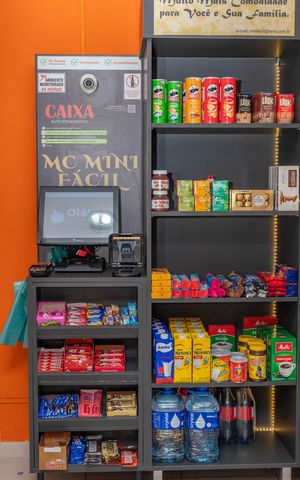 Apartamento à venda com 81m², 3 quartos e 2 vagasMnimercado