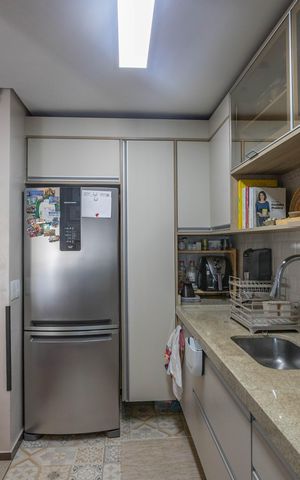 Apartamento à venda com 81m², 3 quartos e 2 vagasCozinha