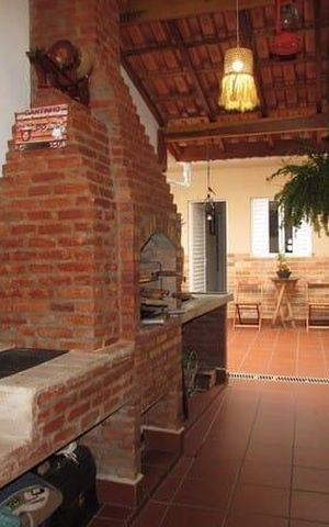 Casa à venda com 180m², 4 quartos e 2 vagas