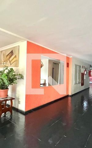 Apartamento à venda com 68m², 2 quartos e 1 vaga Apartamento à venda com 68m², 2 quartos e 1 vagaHall social