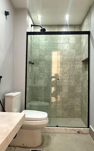 Apartamento à venda com 148m², 4 quartos e 2 vagasBanheiro Social
