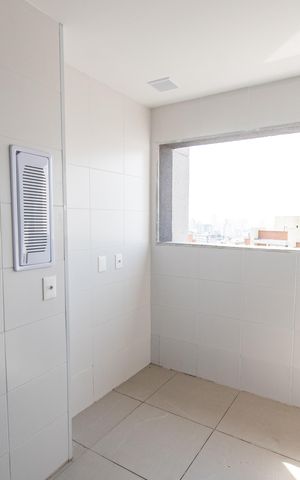 Apartamento à venda com 142m², 3 quartos e 2 vagas Apartamento à venda com 142m², 3 quartos e 2 vagasÁrea de serviço
