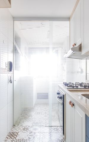 Apartamento à venda com 63m², 3 quartos e 2 vagas Apartamento à venda com 63m², 3 quartos e 2 vagasCozinha