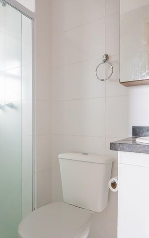 Apartamento à venda com 63m², 3 quartos e 2 vagas Apartamento à venda com 63m², 3 quartos e 2 vagasBanheiro da Suíte