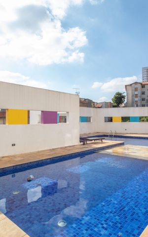 Apartamento à venda com 63m², 3 quartos e 2 vagas Apartamento à venda com 63m², 3 quartos e 2 vagasÁrea comum - Piscina