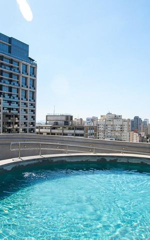 Studio à venda com 52m², 1 quarto e sem vaga Studio à venda com 52m², 1 quarto e sem vagaÁrea comum - Piscina