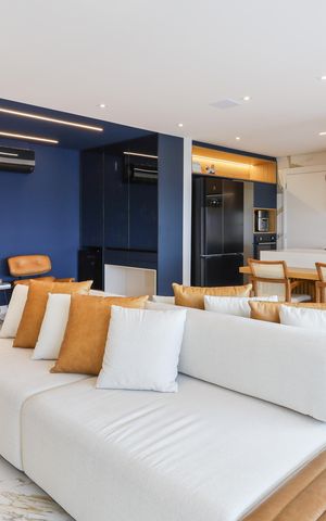 Apartamento à venda com 150m², 3 quartos e 2 vagas Apartamento à venda com 150m², 3 quartos e 2 vagasSala