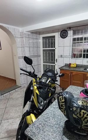 Casa à venda com 164m², 4 quartos e 2 vagas