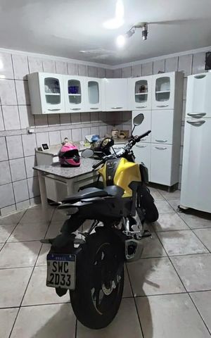 Casa à venda com 164m², 4 quartos e 2 vagas
