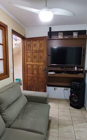 Casa à venda com 164m², 4 quartos e 2 vagas