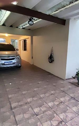 Casa à venda com 164m², 4 quartos e 2 vagas
