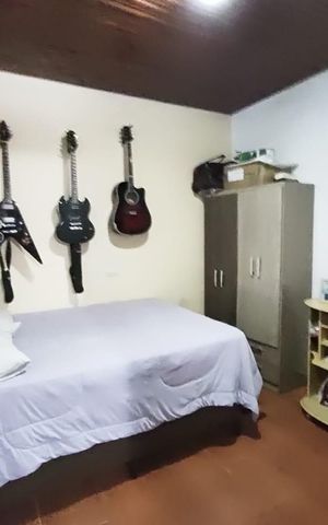 Casa à venda com 164m², 4 quartos e 2 vagas