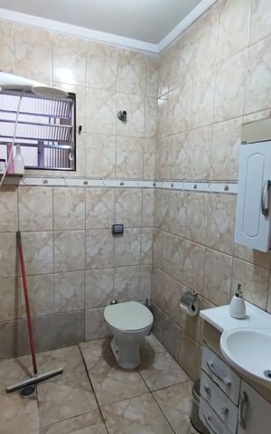 Casa à venda com 164m², 4 quartos e 2 vagas