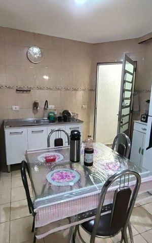 Casa à venda com 164m², 4 quartos e 2 vagas