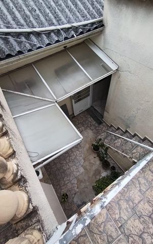 Casa à venda com 164m², 4 quartos e 2 vagas