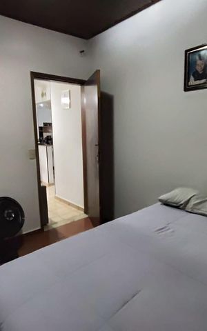 Casa à venda com 164m², 4 quartos e 2 vagas
