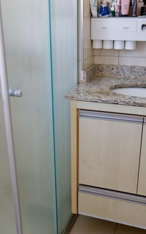 Apartamento à venda com 65m², 3 quartos e 1 vaga Apartamento à venda com 65m², 3 quartos e 1 vagaBanheiro da Suíte