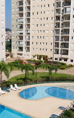 Apartamento à venda com 65m², 3 quartos e 1 vaga Apartamento à venda com 65m², 3 quartos e 1 vagaÁrea comum - Piscina