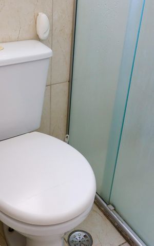Apartamento à venda com 65m², 3 quartos e 1 vaga Apartamento à venda com 65m², 3 quartos e 1 vagaBanheiro da Suíte