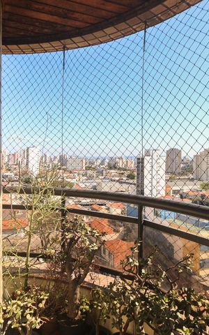 Apartamento para alugar com 178m², 4 quartos e 3 vagasVaranda