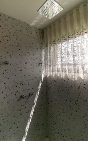Casa à venda com 123m², 3 quartos e 2 vagas Casa à venda com 123m², 3 quartos e 2 vagasBanheiro da Suíte